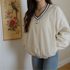 Vintage Nike Cream V-Neck Pullover women’s s/m y2k street wear windbreaker